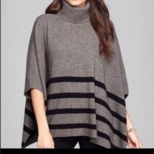 Tahari Yak Hair & Wool turtle neck oversized poncho sweater XS